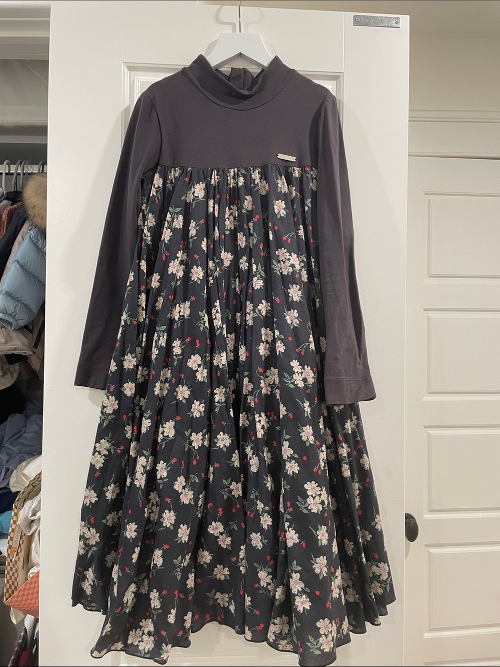 Jessie and James London girls size 10 dress.